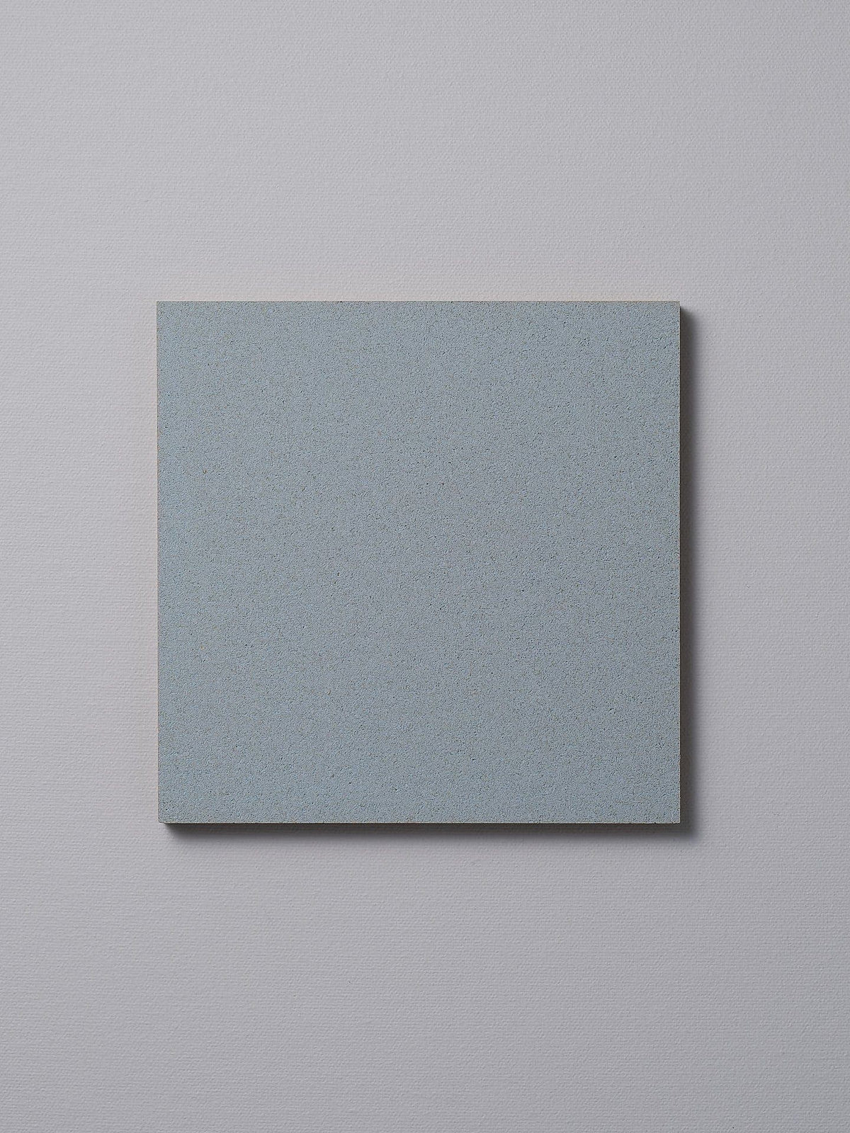 A Trivet – Slate by Iris Hantverk on a white background.
