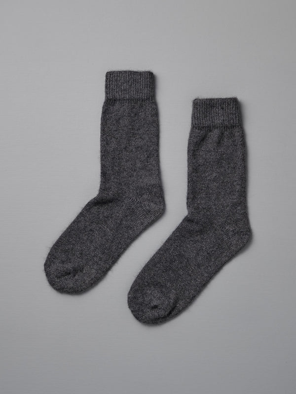 possum-merino-socks-charcoal