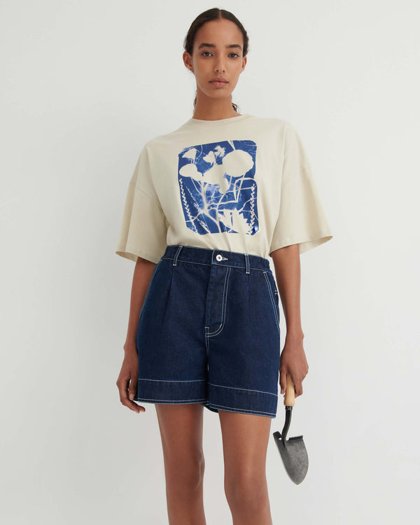 outline-shorts-indigo-denim
