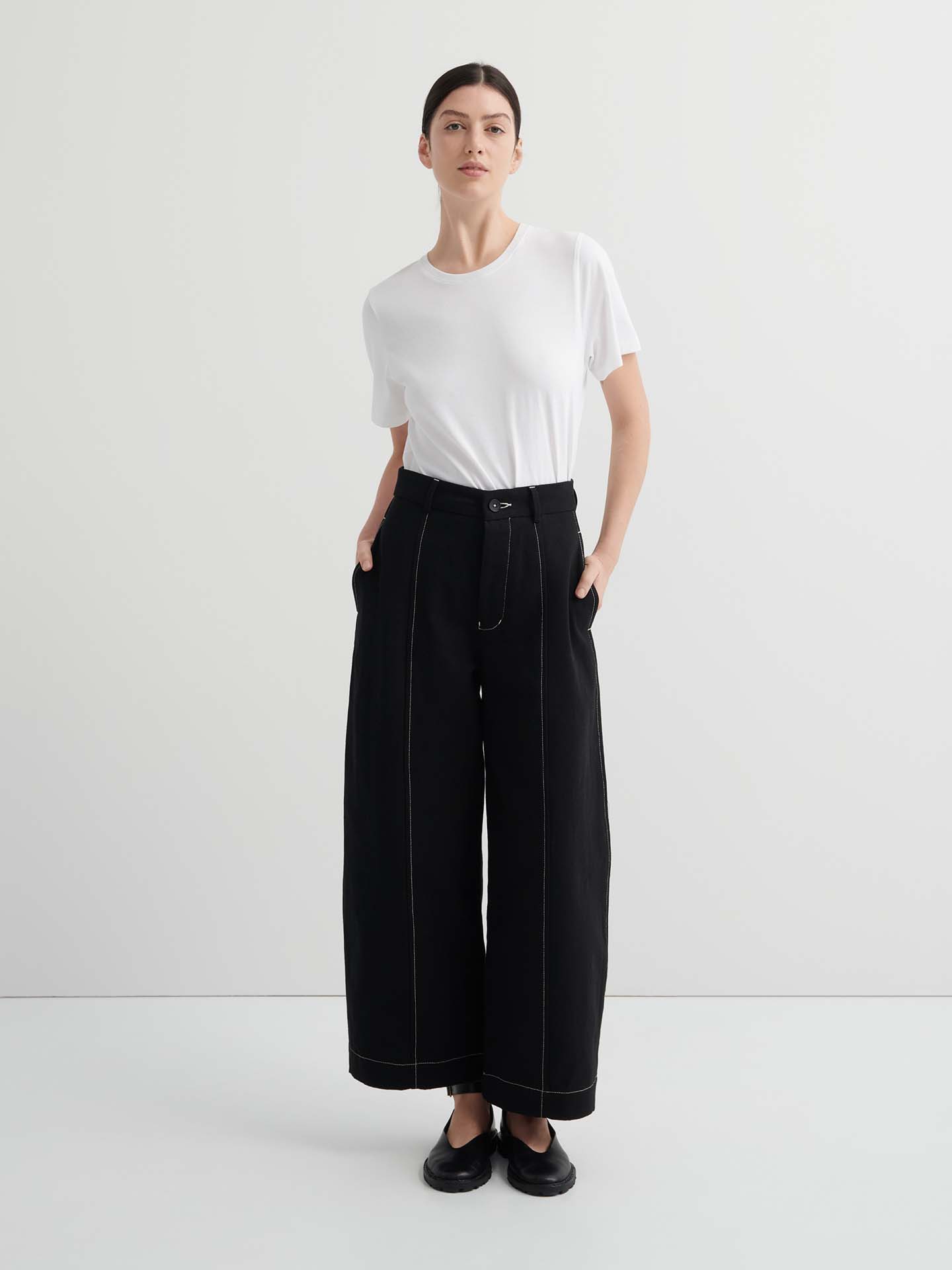 mural-pant-black