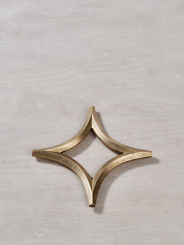 star-trivet-solid-brass